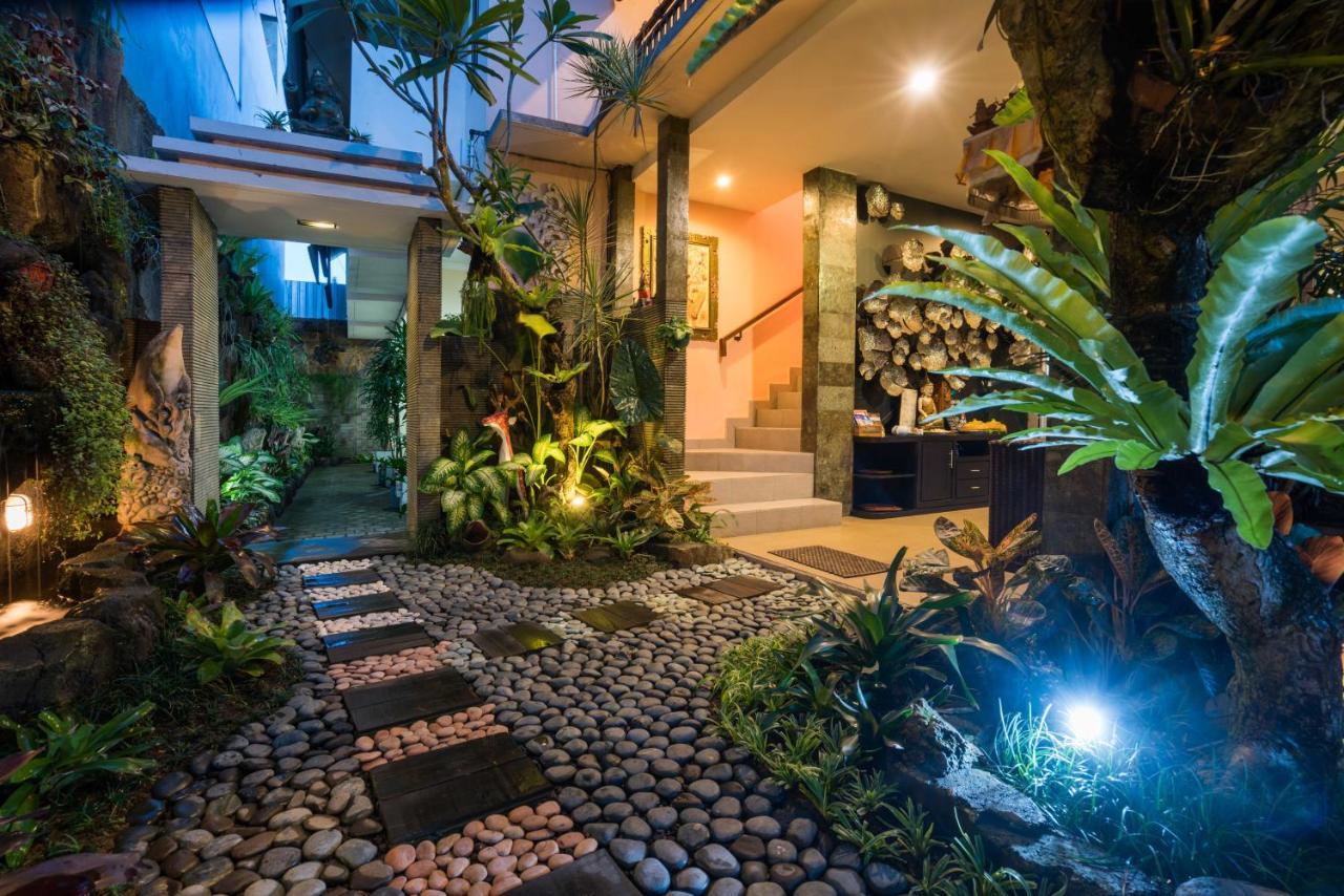 Griya Tunjung Sari Hotel Denpasar  Luaran gambar
